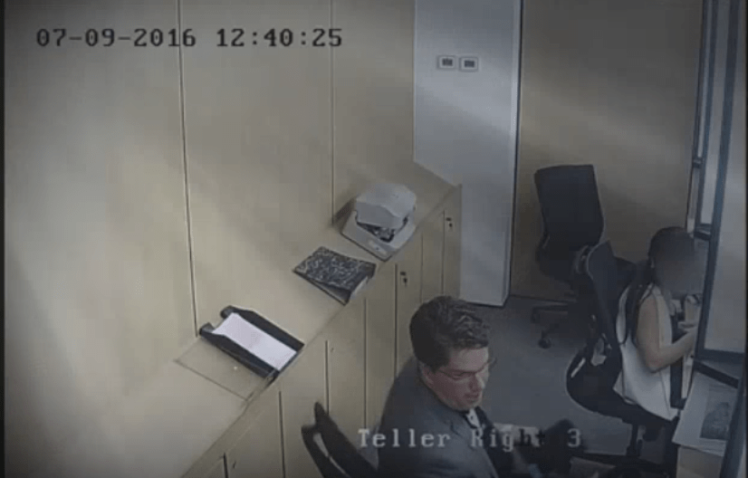 Jayson street robbing bank social engineering