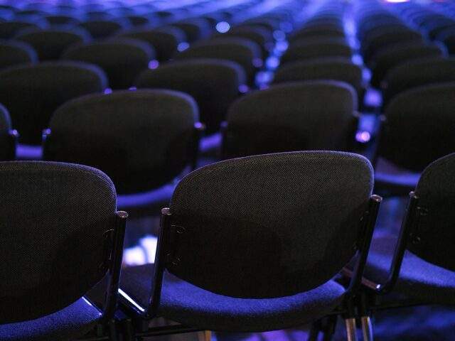 Live audience webinars