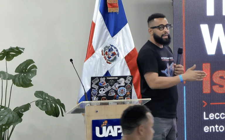 Luis Tangui Arias at UAPA presentation